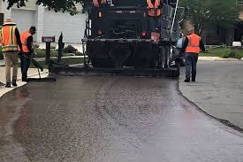 Best Gravel Driveway Installation  in Holtsville, NY